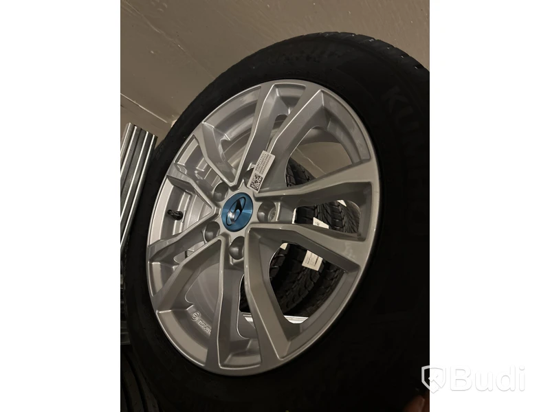 4 st. Vinterhjul Kumho 205/55R16 XL 94T