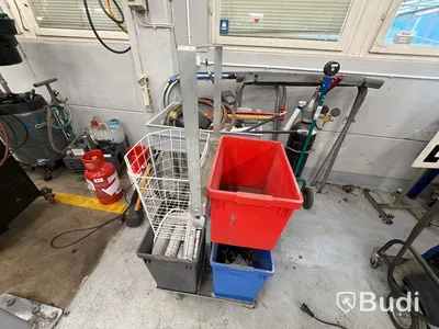 Diverse utrustning och vagn (ej läckagetestare och gasvagn ingår)