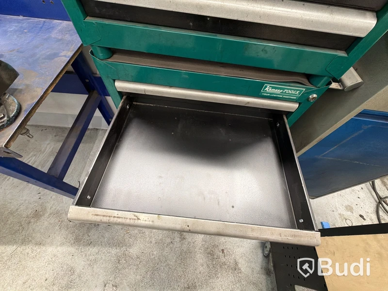 Verktygsvagn Kamasa tools inkl diverse verktyg 150cm hög