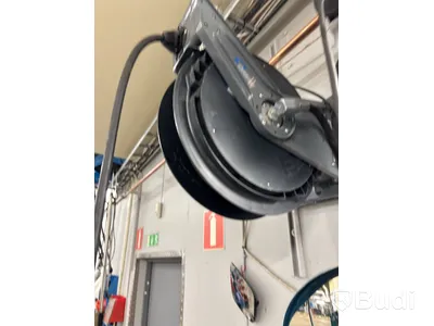 Slangvinda för luft och el