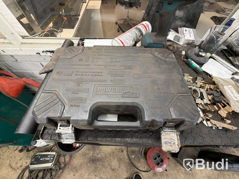 Verktygsvagn Boxo 100 cm, Makita skruvdragare 18V, powerfix hylsnyckelväska