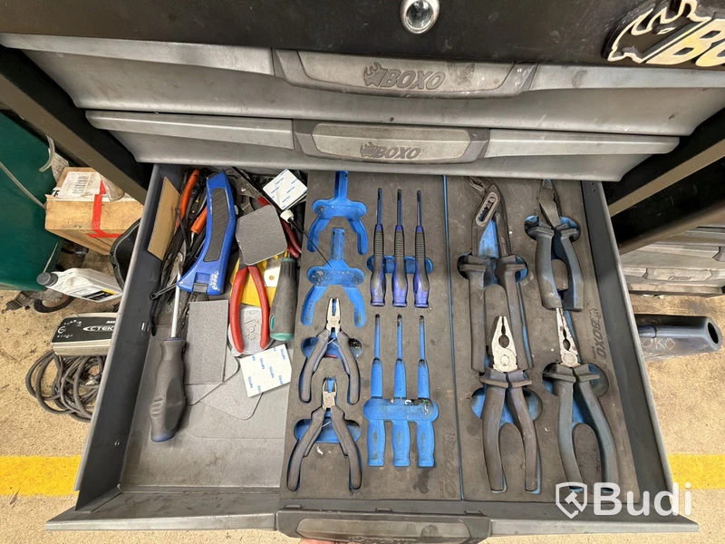 Verktygsvagn Boxo 100 cm, Makita skruvdragare 18V, powerfix hylsnyckelväska