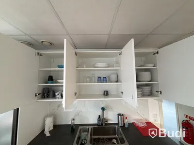 Parti med diverse köksutensilier