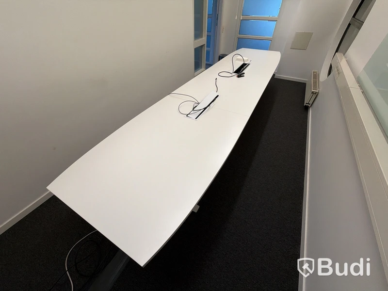 Konferensbord Isku