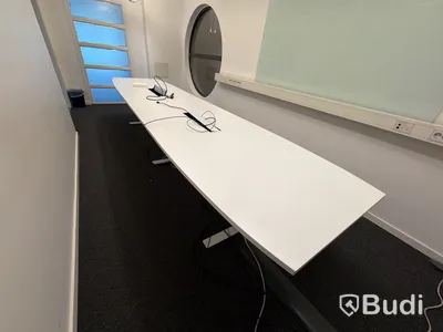 Konferensbord Isku