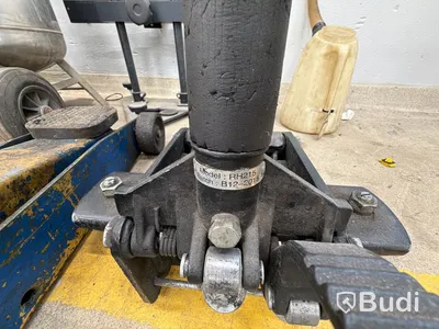 Domkrafter RH215, 1500 kg, två stycken
