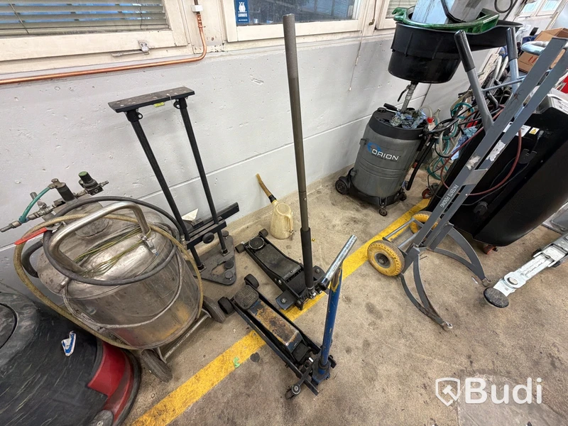 Domkrafter RH215, 1500 kg, två stycken