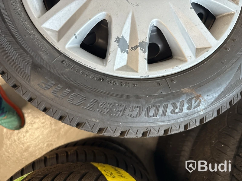 Däck med plåtfälg 4 st. Bridgestone 175/65 R14