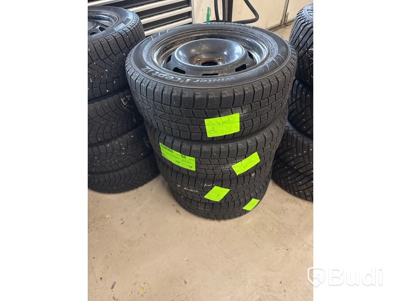 Vinterhjul 185/65R15, svart, stålfälg