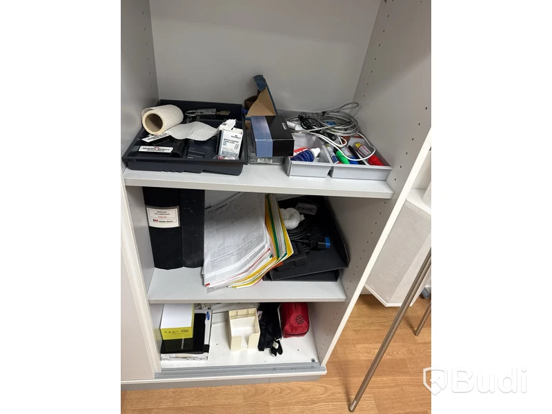 Skärmar, dokumentförstörare, övrig elektronik m.m.