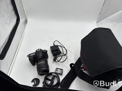 Nikon D750 digitalkamera med 24-120 mm-objektiv samt fotobox