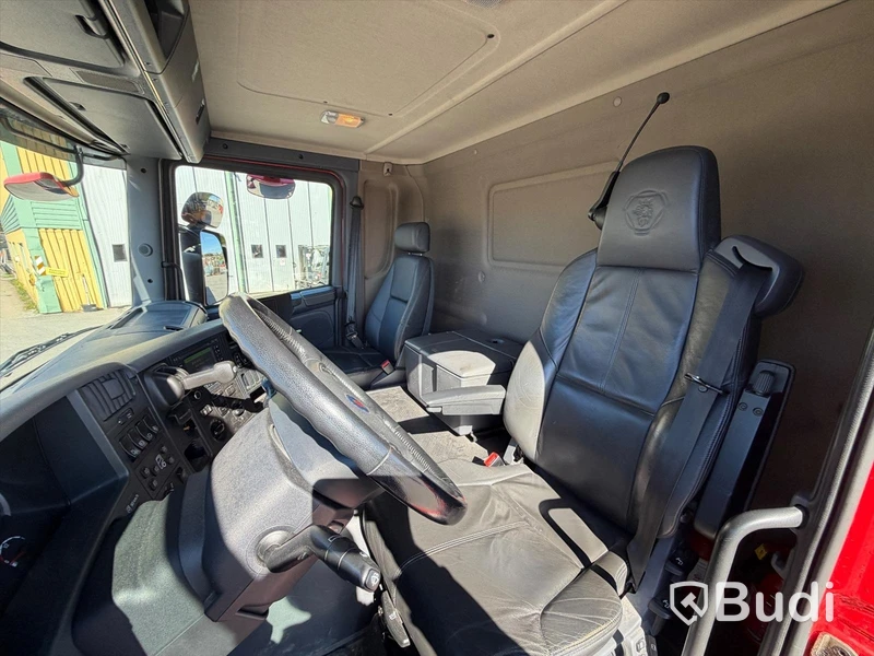 Kranbil Scania G410 6X2*4 -2015 | Palfinger med jib | Endast 16000mil