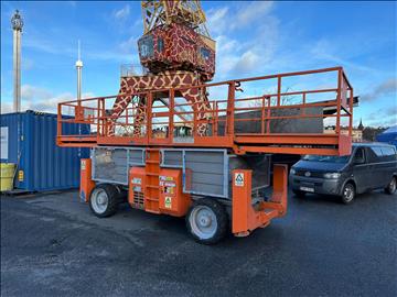 Lift/mobilplattform Genie GS-4390 - 2007, Mätarställning 3486h, Nybesiktigad Sep-22