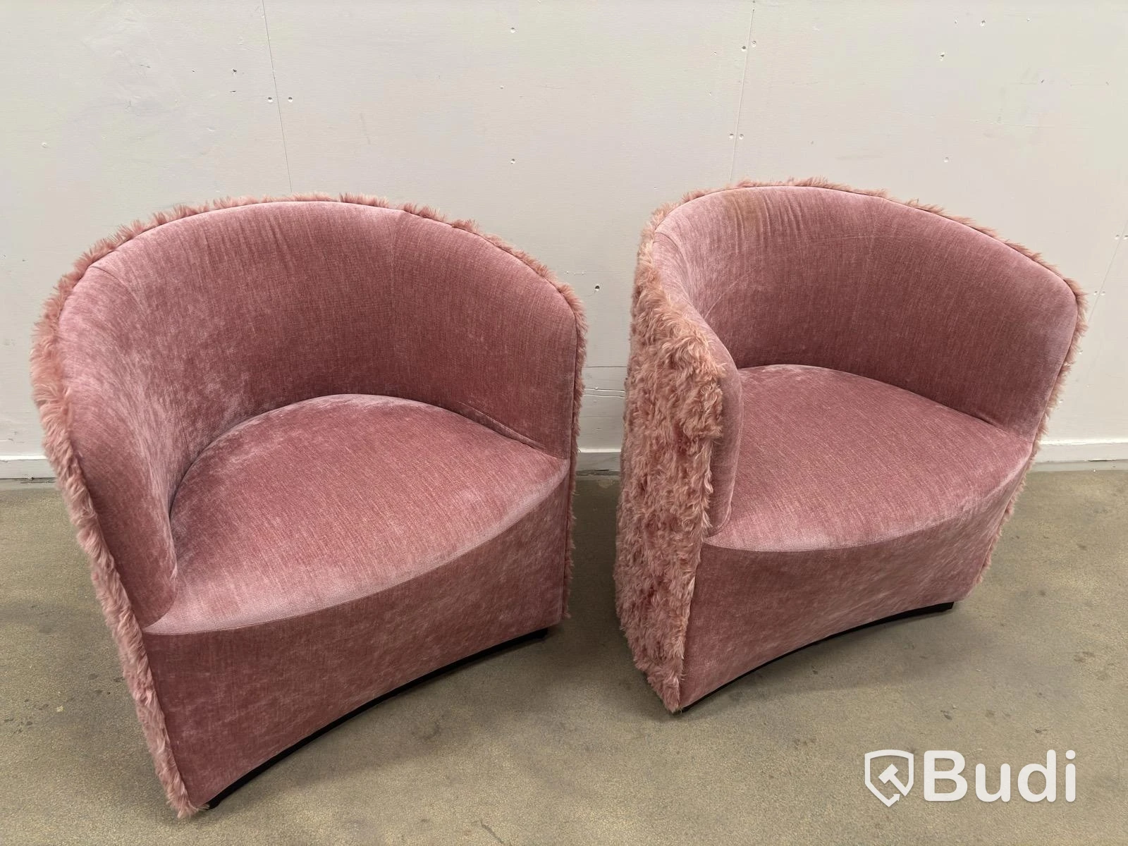2 Armchairs