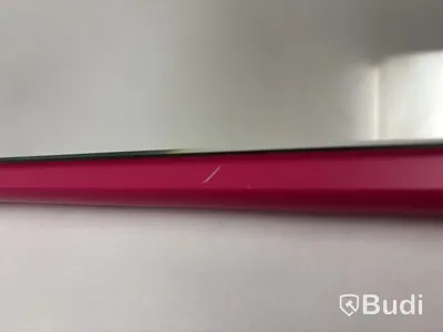 2 mirrors, different colours and sizes