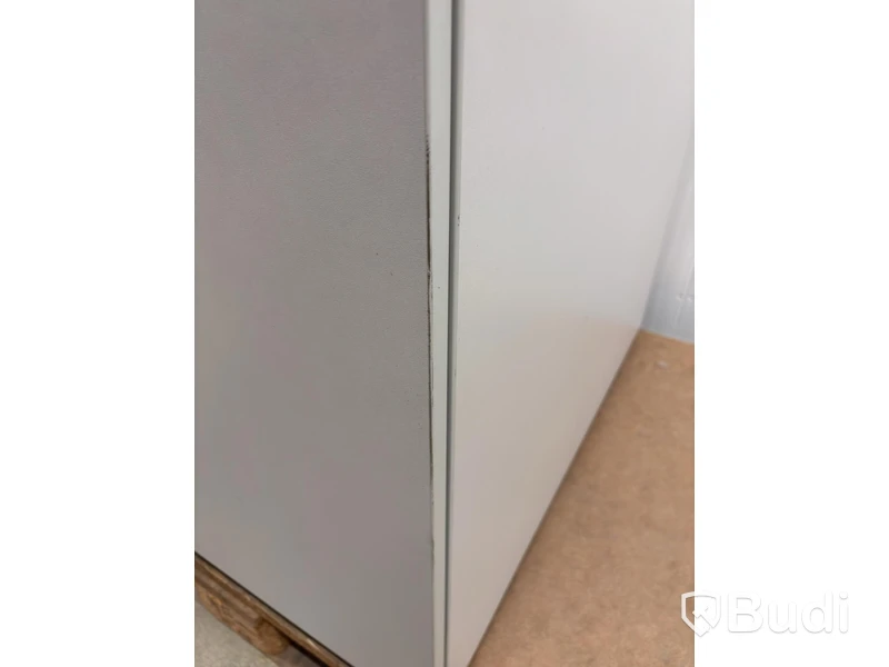 2 Filing Cabinets