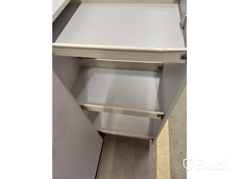 2 Filing Cabinets