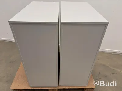 2 Filing Cabinets