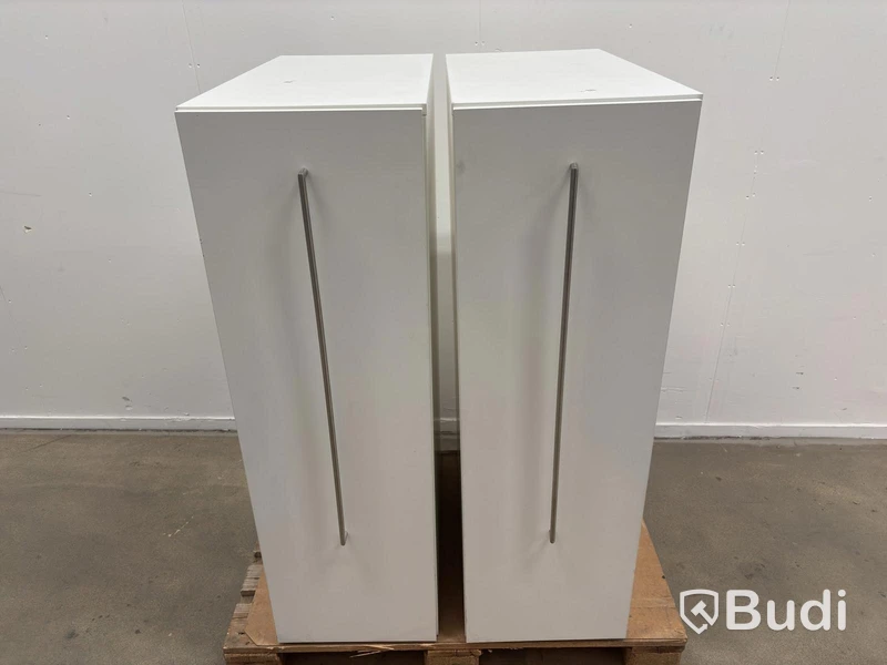 2 filing cabinets