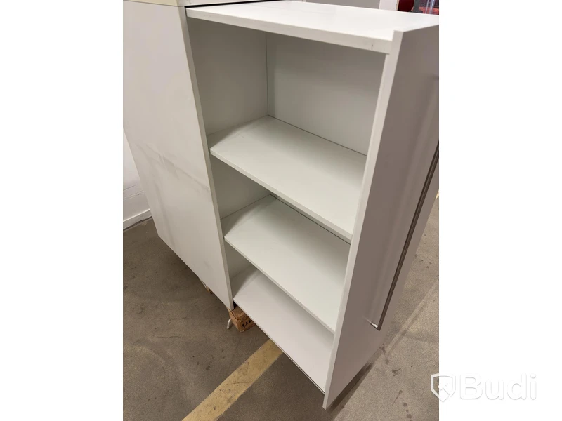 2 Filing Cabinets