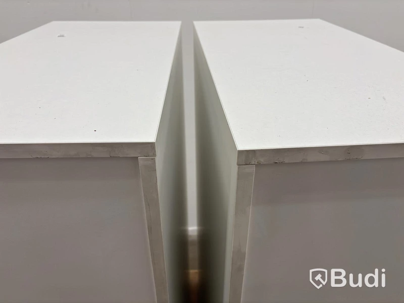 2 Filing Cabinets