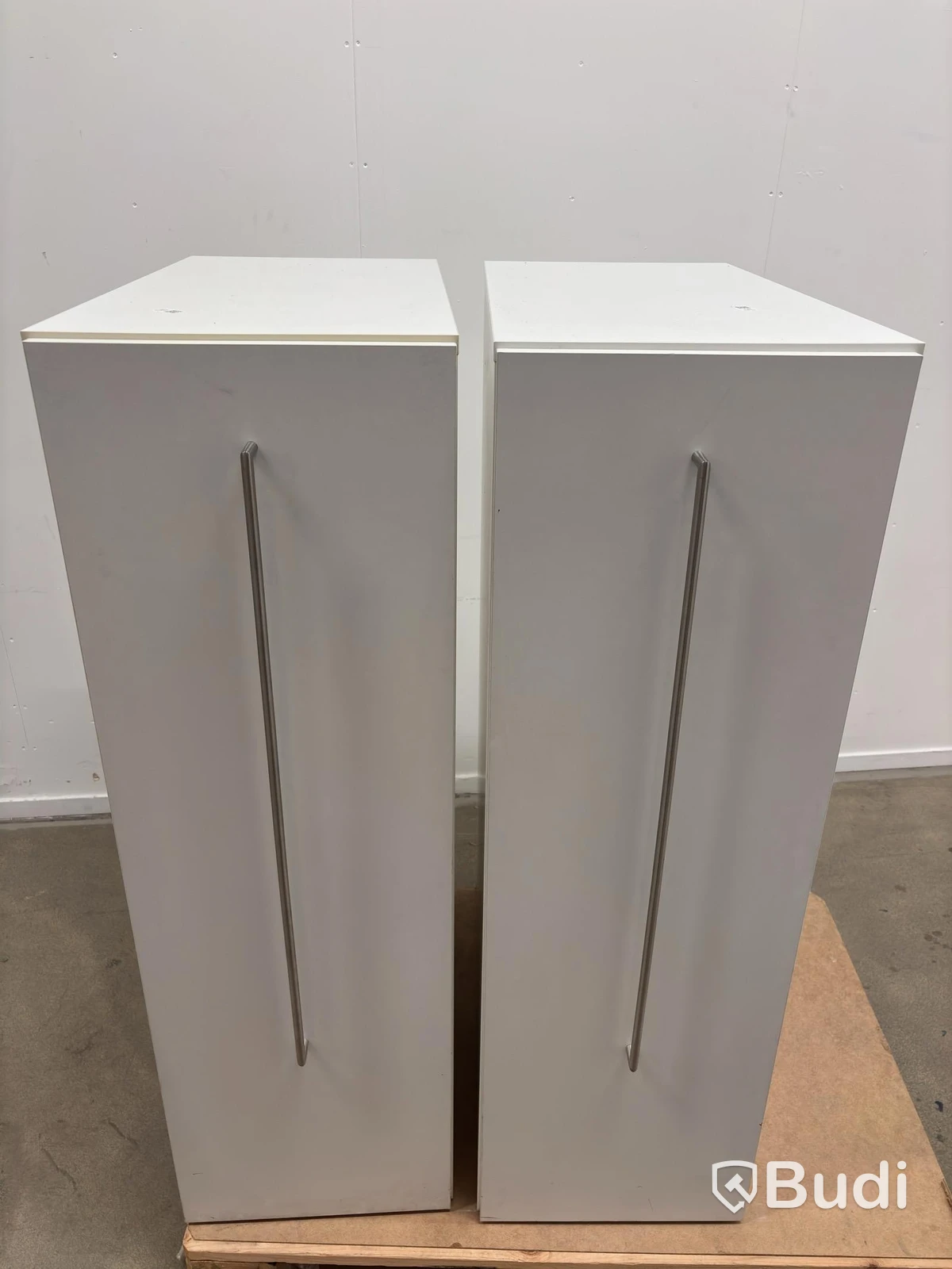 2 Filing Cabinets