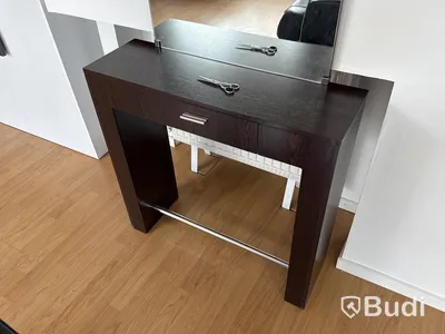 Frisörstol med bord & spegel