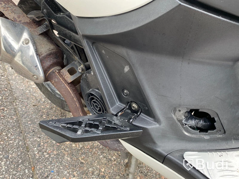 Moped Peugeot Streetzone, 2017