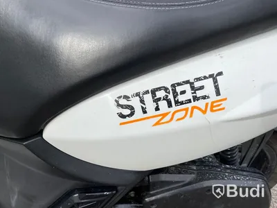 Moped Peugeot Streetzone, 2017