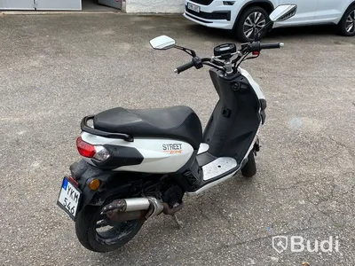 Moped Peugeot Streetzone, 2017