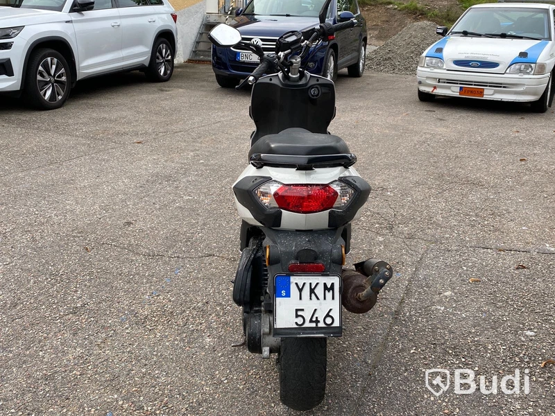 Moped Peugeot Streetzone, 2017