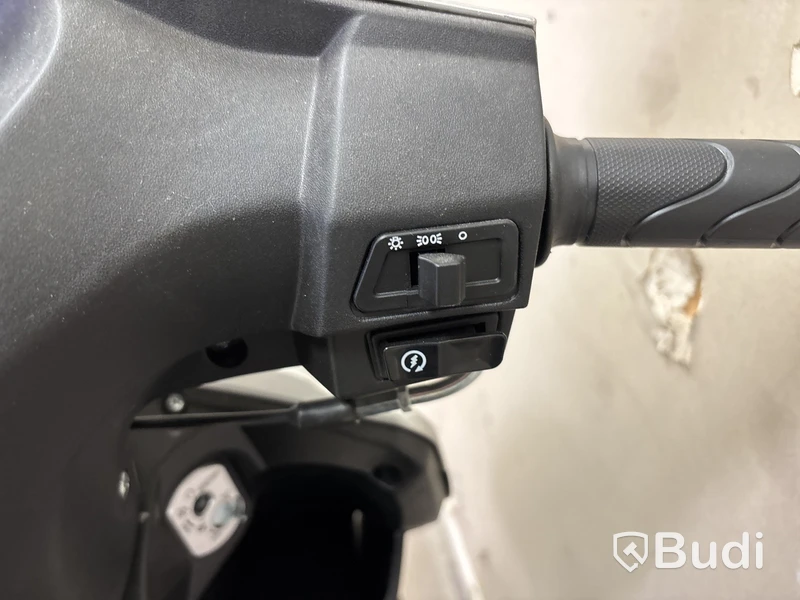 Scooter Re-Volta RS7 -2022 | Lätt motorcykel