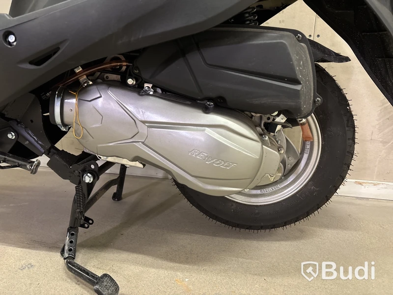 Scooter Re-Volta RS7 -2022 | Lätt motorcykel