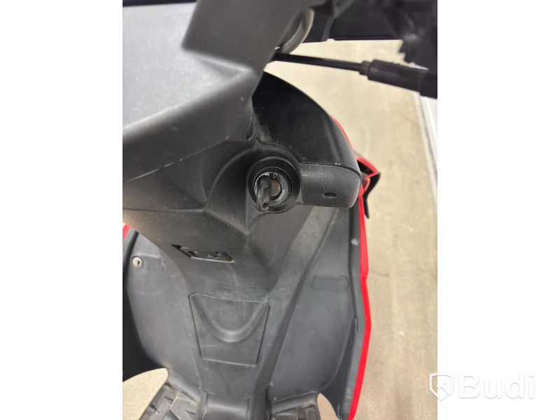 Moped Aprilia SR 50 R -2020