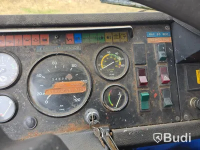 Lastbil med skyllift | Volvo F408 | 1985  Mätarställning (km): 348758