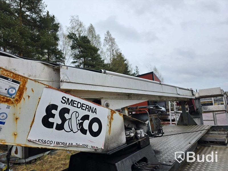 Lastbil med skyllift | Volvo F408 | 1985  Mätarställning (km): 348758