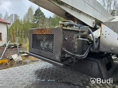 Lastbil med skyllift | Volvo F408 | 1985  Mätarställning (km): 348758