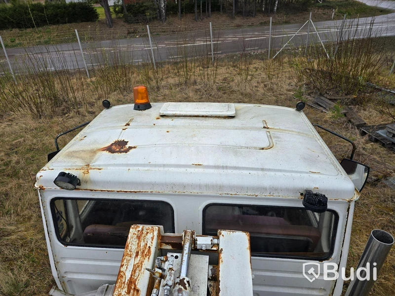 Lastbil med skyllift | Volvo F408 | 1985  Mätarställning (km): 348758