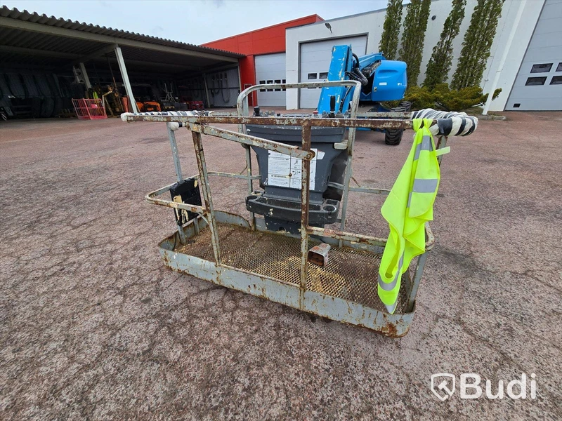 Bomlift | JLG 460SJ | 2001
