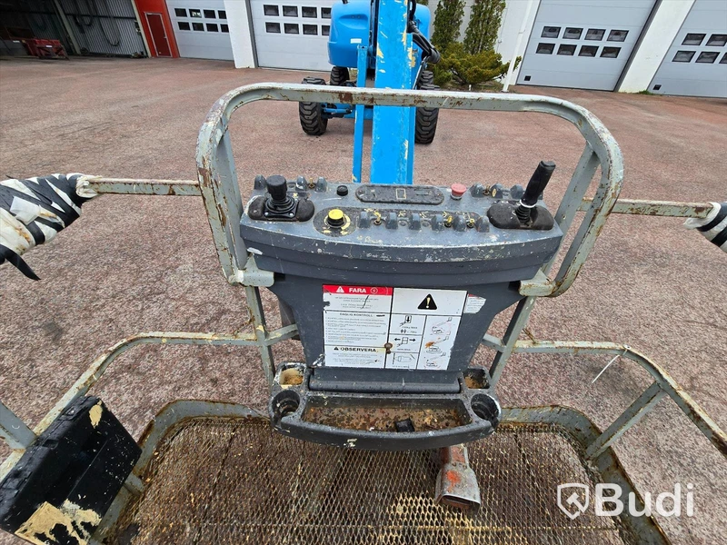Bomlift | JLG 460SJ | 2001