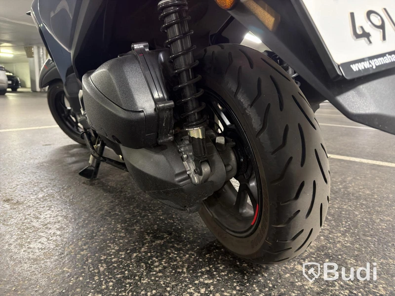 Yamaha Tricity 300 motorcycle, 2025, 1,740 km