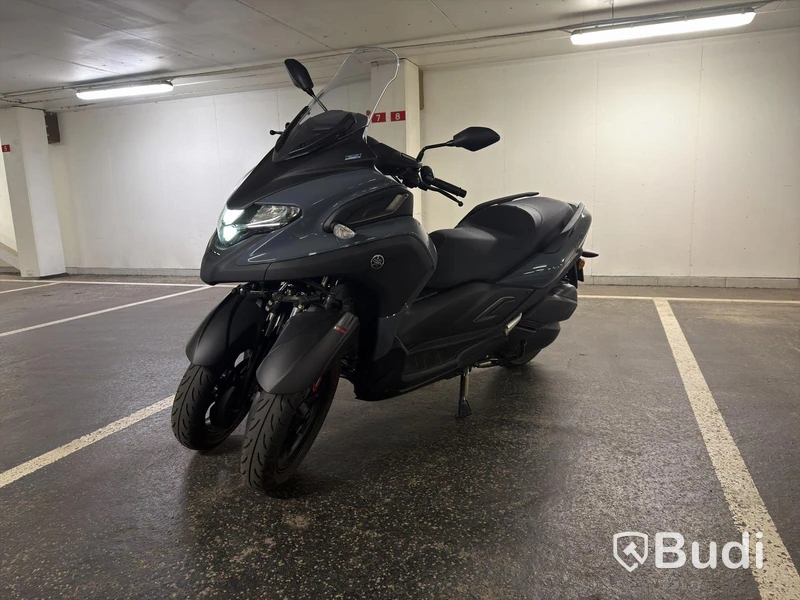 Yamaha Tricity 300 motorcycle, 2025, 1,740 km