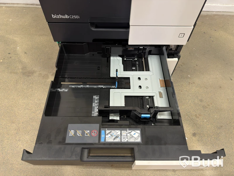 Multifunktionsskrivare Konica Minolta bizhub C250i