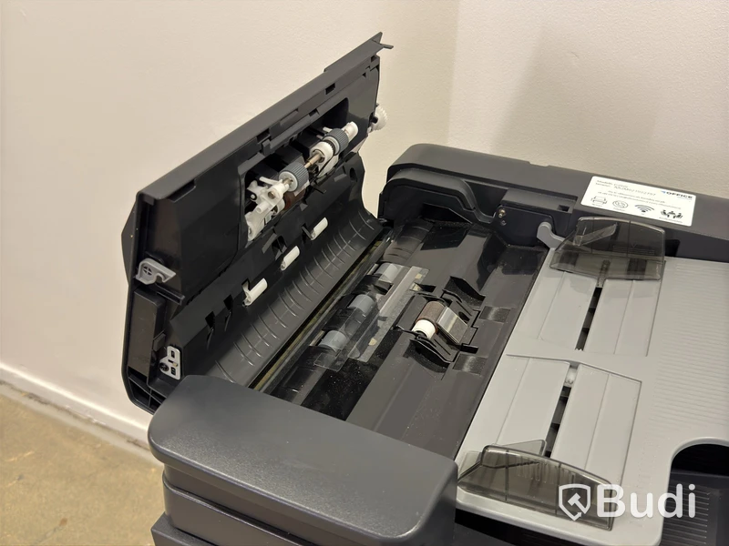 Multifunktionsskrivare Konica Minolta bizhub C250i