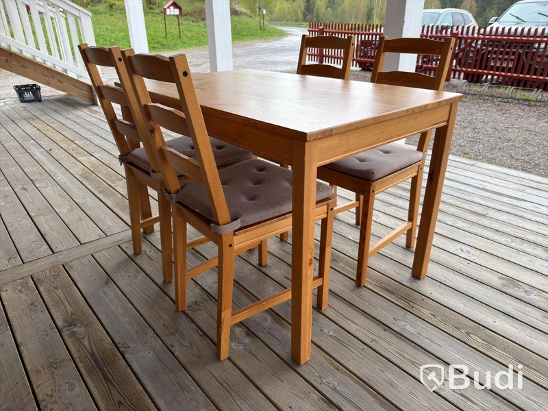 Parti IKEA Jokkmokk 19 st. bord, 77 st. stolar med dynor
