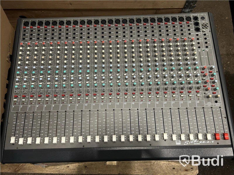 SILK Series 24-2-1 Mixing Console