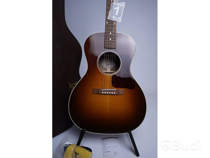 Gibson L-00 Studio akustisk gitarr. OBS Spricka i stallet (se bild)