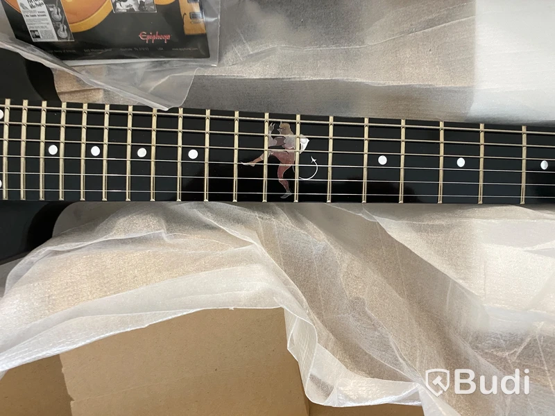 Epiphone gitarr Annihilation, Signerad av Jeff Waters från Annihilator