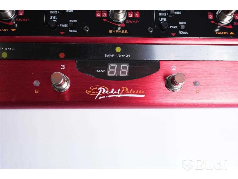 Loop Switcher - Decibel Eleven Pedal Palette. Ny.