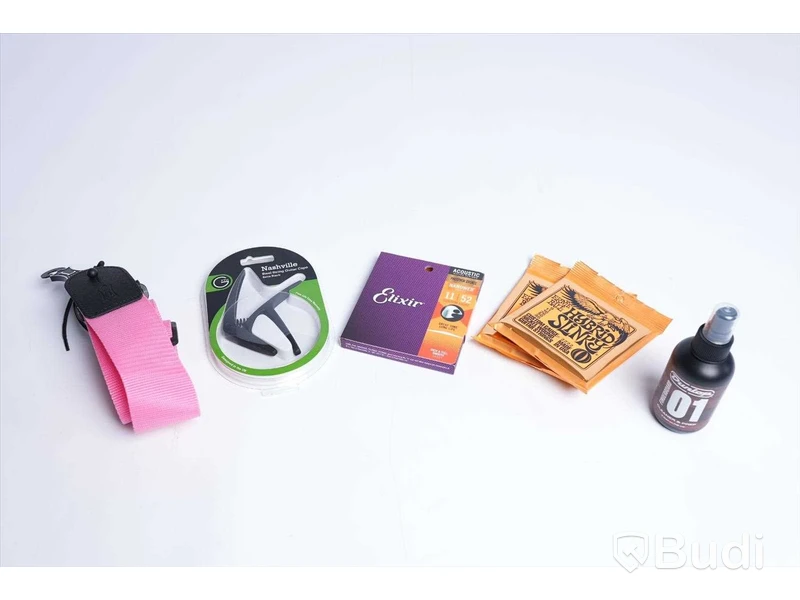 Diverse gitarrtillbehör. Ny, Obruten förpackning.